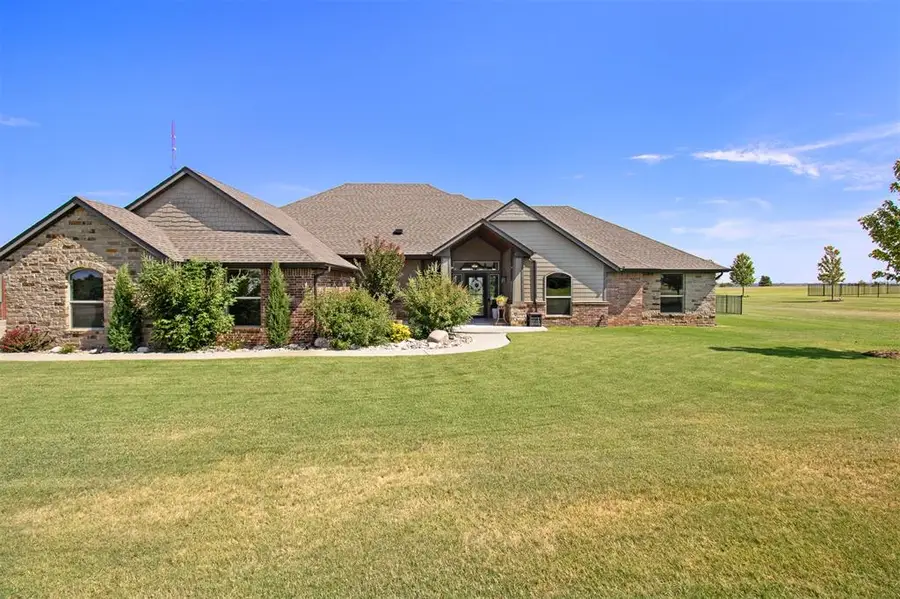 7135 Buck Drive, Tuttle, OK 73089 - #2
