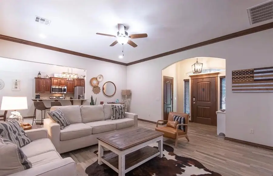 556 Montana Street, Jones, OK 73049 - #3