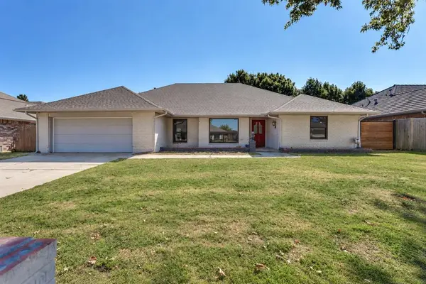 13400 Apple Valley Drive, Oklahoma City, OK 73120