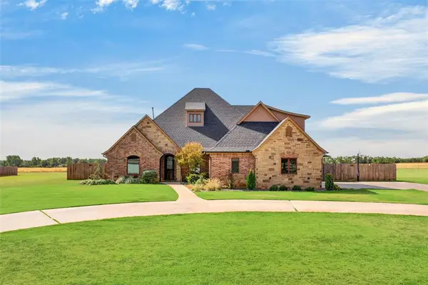 608 Edgewood Rd. Street, Canute, OK 73626