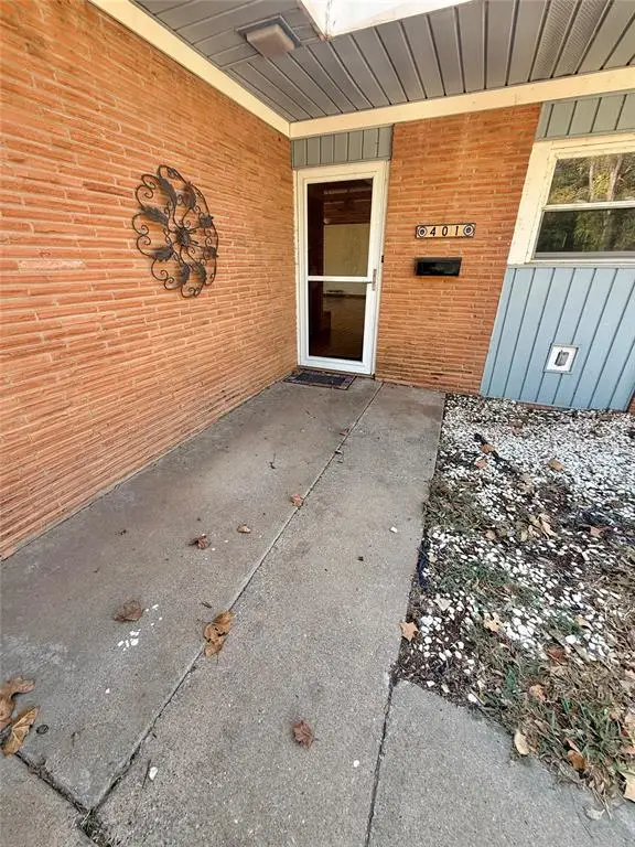 401 Lakeside Drive, Altus, OK 73521 - #3