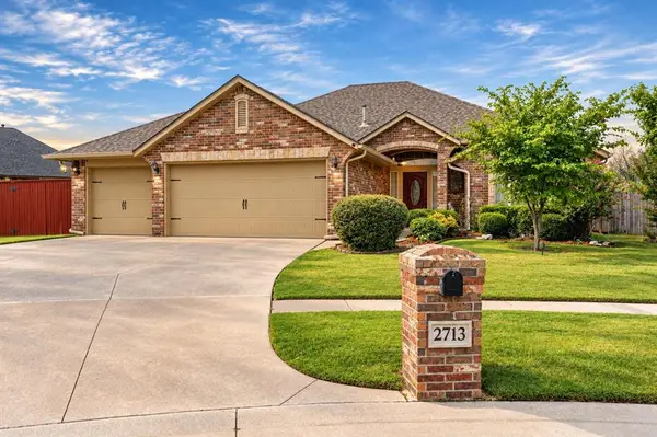 2713 Busheywood Drive, Yukon, OK 73099