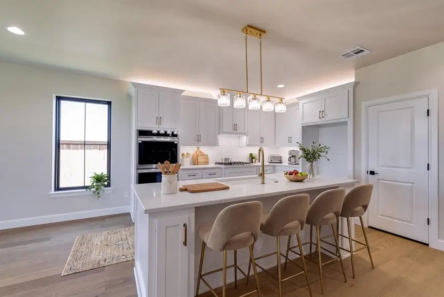 19409 S Country Drive, Edmond, OK 73012 - #2
