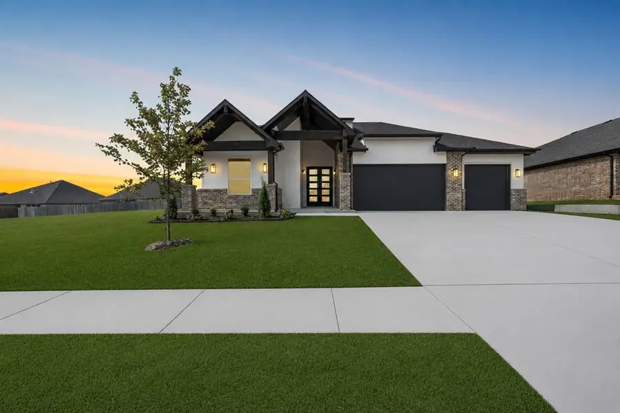 7129 NW 155th Street, Edmond, OK 73013 - #2