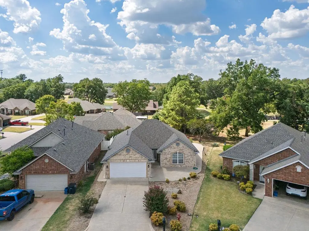 1714 Bridlewood Court, Shawnee, OK 74804 - #1