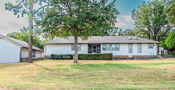 8224 Kasbaum Lane, Oklahoma City, OK 73150