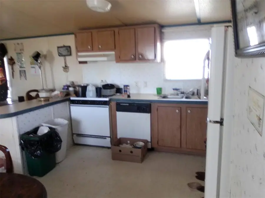 410 N N Avenue, Newkirk, OK 74647 - #2