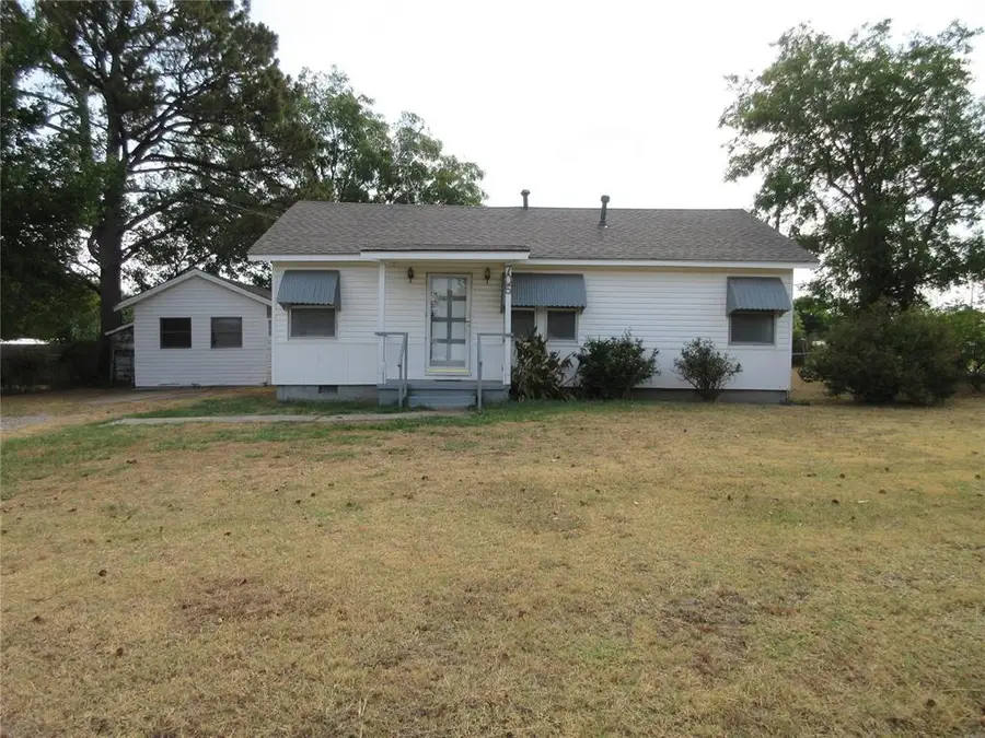 705 N Rangeline Street, Tecumseh, OK 74873 - #2
