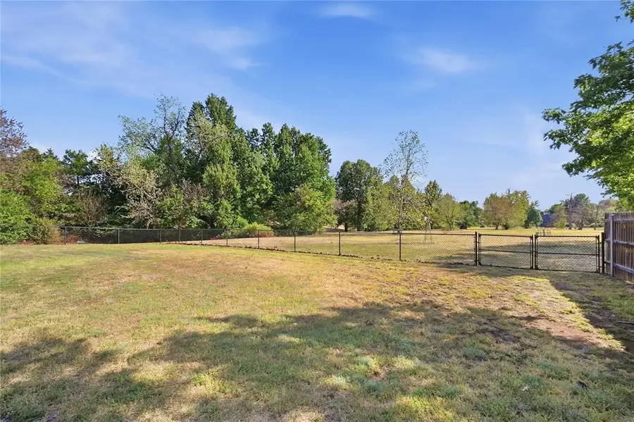1305 Mockingbird Lane, Guthrie, OK 73044 - #2