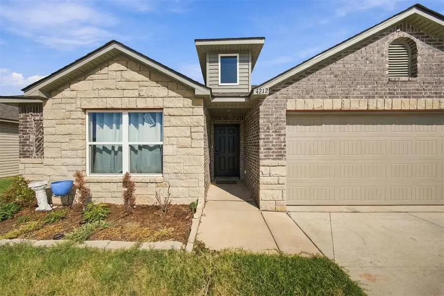 4212 Olivia Street, Mustang, OK 73064 - #3