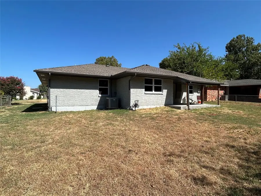 936 W Lovers Lane, Purcell, OK 73080 - #2