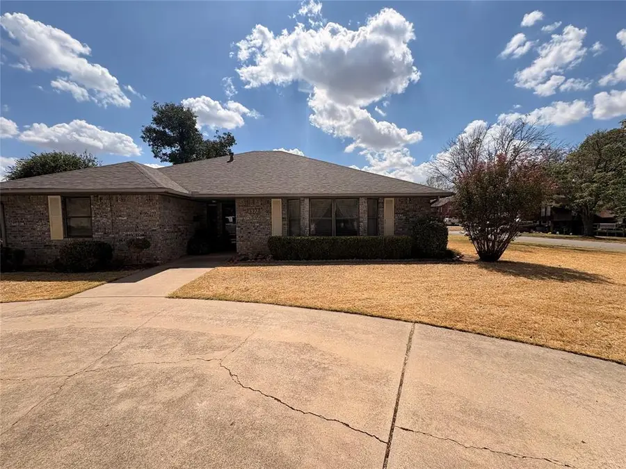 1327 W Kansas Avenue, Chickasha, OK 73018 - #2