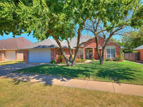 15208 Grand Parke Drive, Edmond, OK 73013