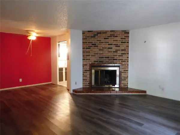 6026 Nw Expressway #B, Warr Acres, OK 73132