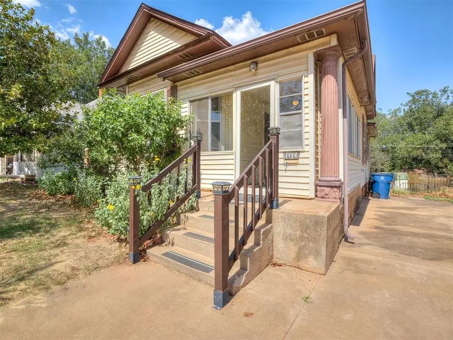 1114 E Noble Avenue, Guthrie, OK 73044 - #3
