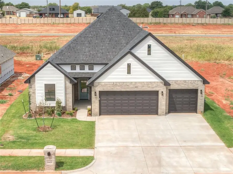 14401 Village Trail, Piedmont, OK 73078 - #2