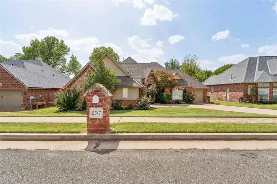 2517 Flint Ridge Road, Edmond, OK 73003 - #2