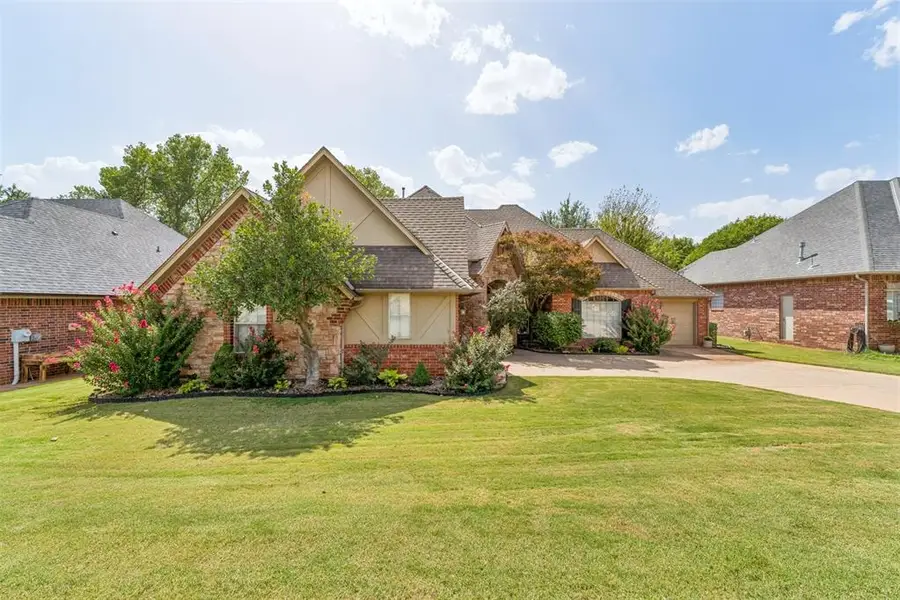 2517 Flint Ridge Road, Edmond, OK 73003 - #3