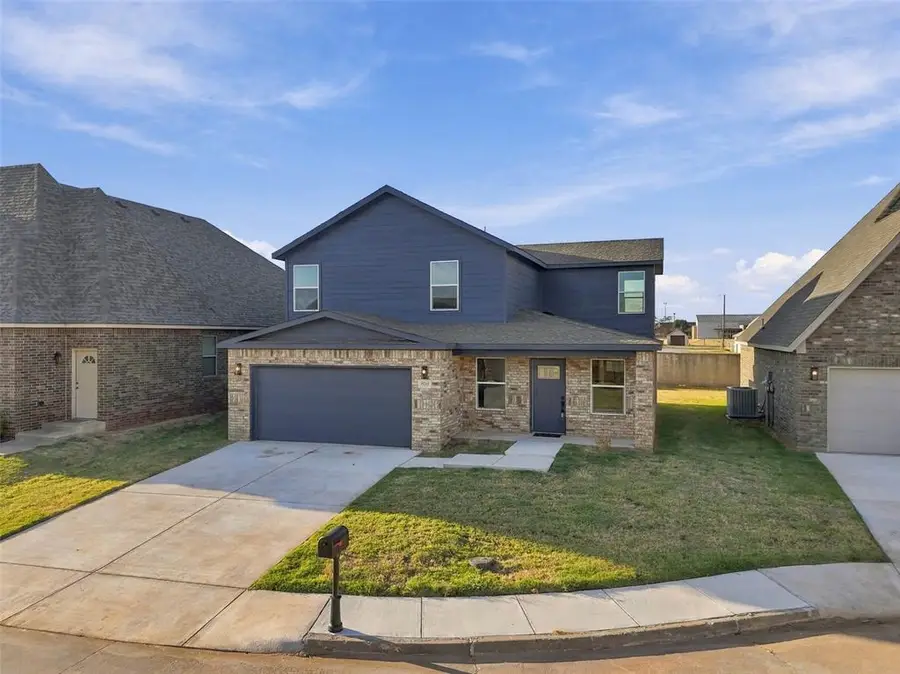 808 Chateau Court, Kingfisher, OK 73750 - #3