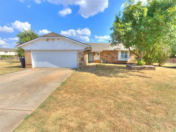 4908 Lincoln Square, Oklahoma City, OK 73135