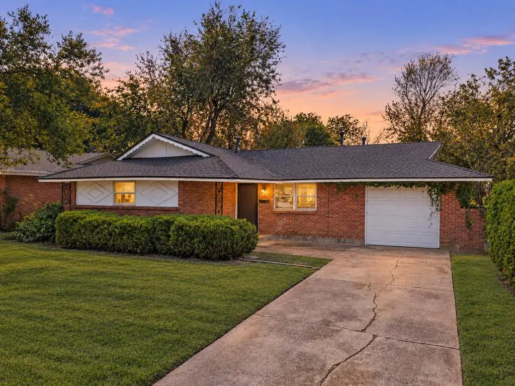 644 W Main Street, Moore, OK 73160 - #1