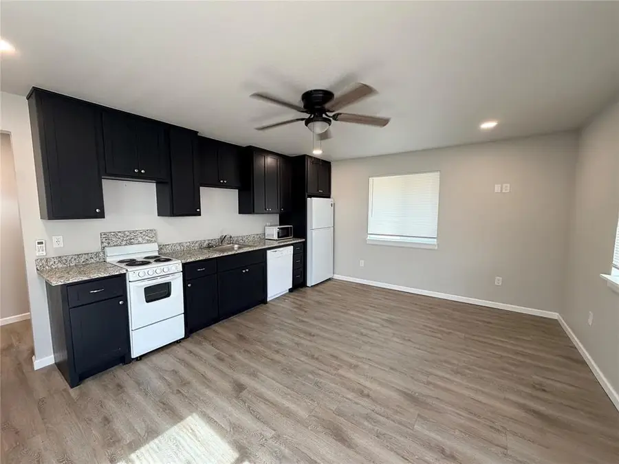 524 N Bryan Avenue, Stroud, OK 74079 - #3