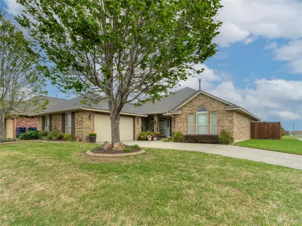 10901 SW 31st Street, Yukon, OK 73099