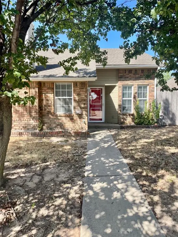 2137 Goodrich Drive, Moore, OK 73170 - #2