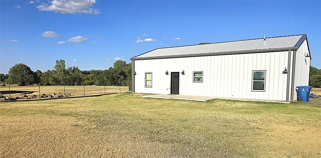 831 County Street 2917, Tuttle, OK 73089 - #1