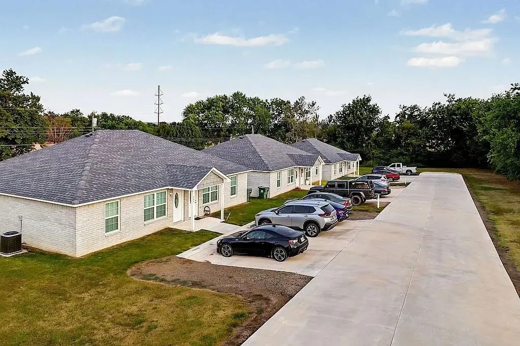 920 W Williams Avenue, Sallisaw, OK 74955 - #1