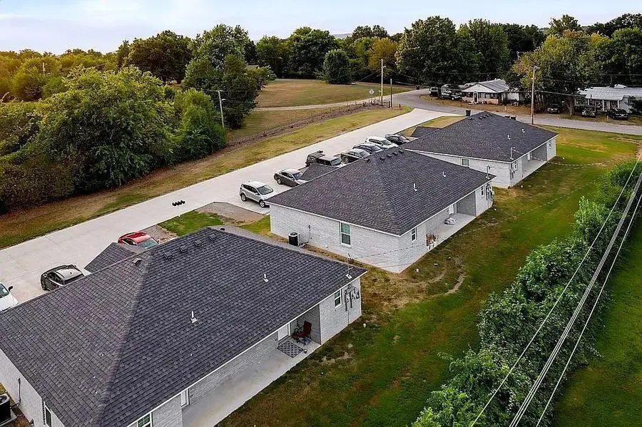 920 W Williams Avenue, Sallisaw, OK 74955 - #3