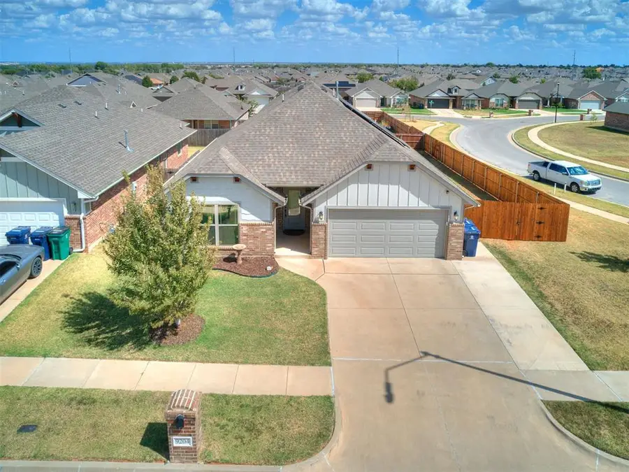 9204 Yassir Boulevard, Yukon, OK 73099 - #3