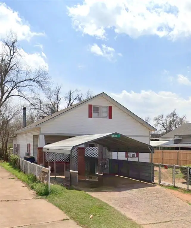 717 W Dakota Avenue, Chickasha, OK 73018 - #2