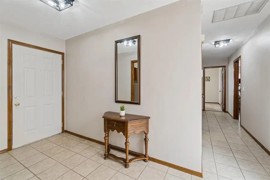 729 Westridge Drive, Yukon, OK 73099 - #3