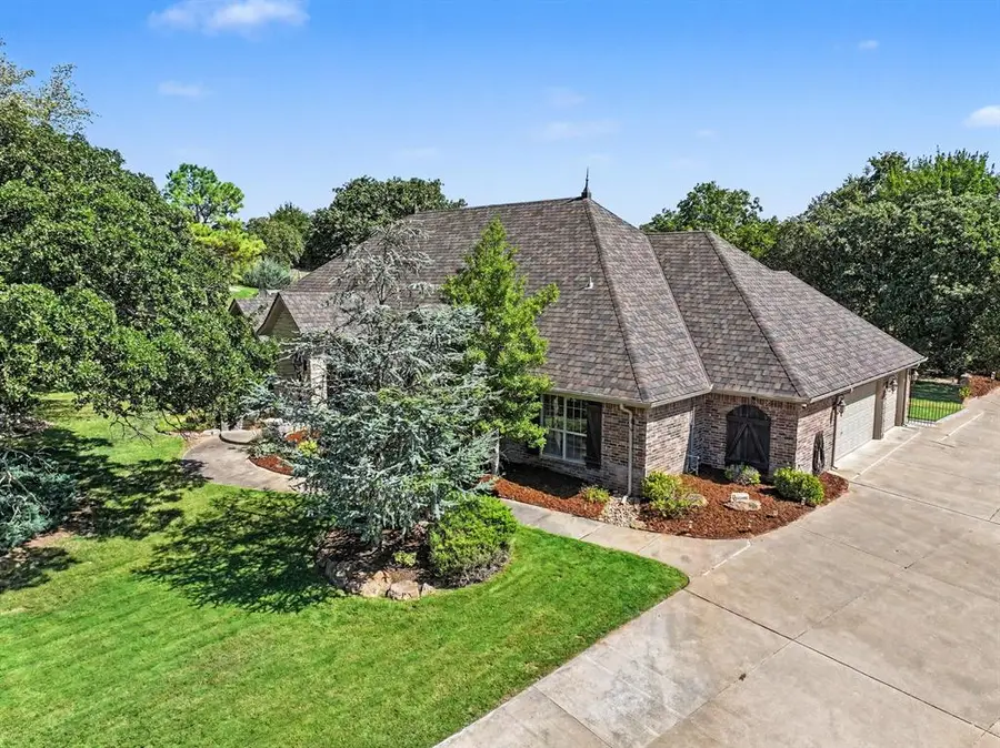 13408 Raintree Lane, Edmond, OK 73013 - #2