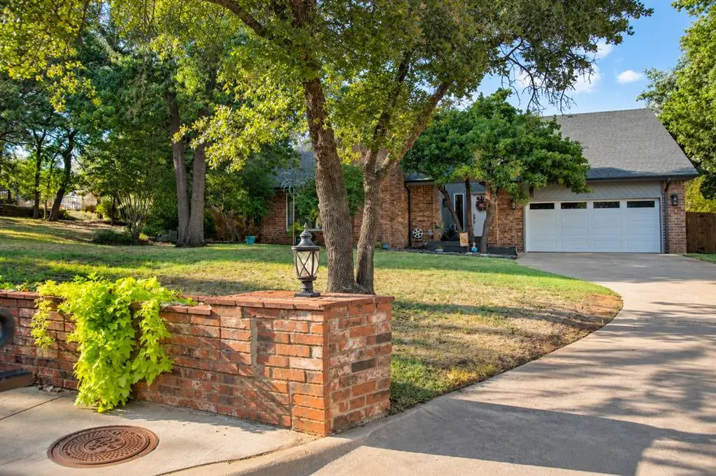 1705 Canary Court, Edmond, OK 73034 - #1