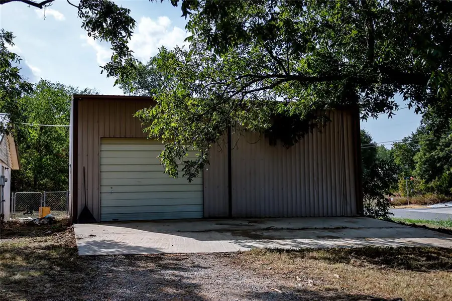 30581 Parkwood Road, McLoud, OK 74851 - #2