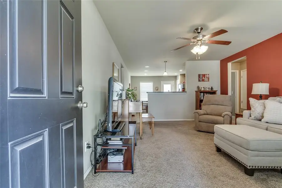 404 Jb Street, Yukon, OK 73099 - #3