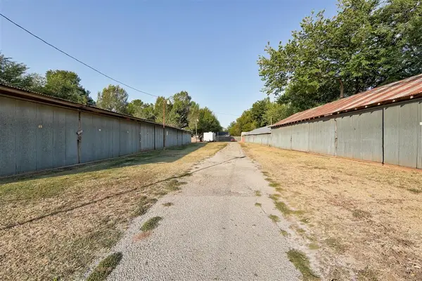 1210 N Ann Arbor Avenue, Oklahoma City, OK 73127