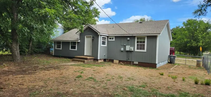 1506 NW Irwin Avenue, Lawton, OK 73507 - #2