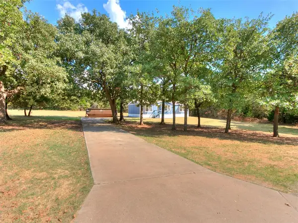 13200 El Zorro, Edmond, OK 73034