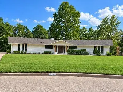 800 Mockingbird Lane, Norman, OK 73071