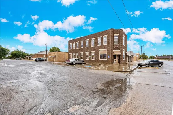 201 N Noble Avenue, Watonga, OK 73772