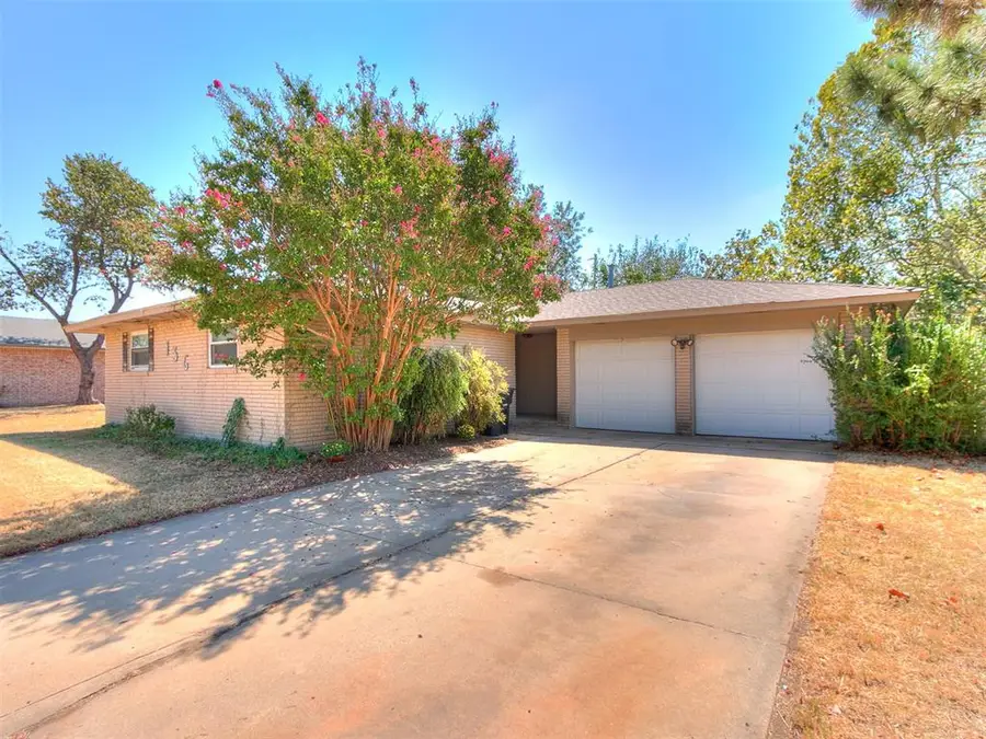 136 SW 5th Street, Moore, OK 73160 - #2
