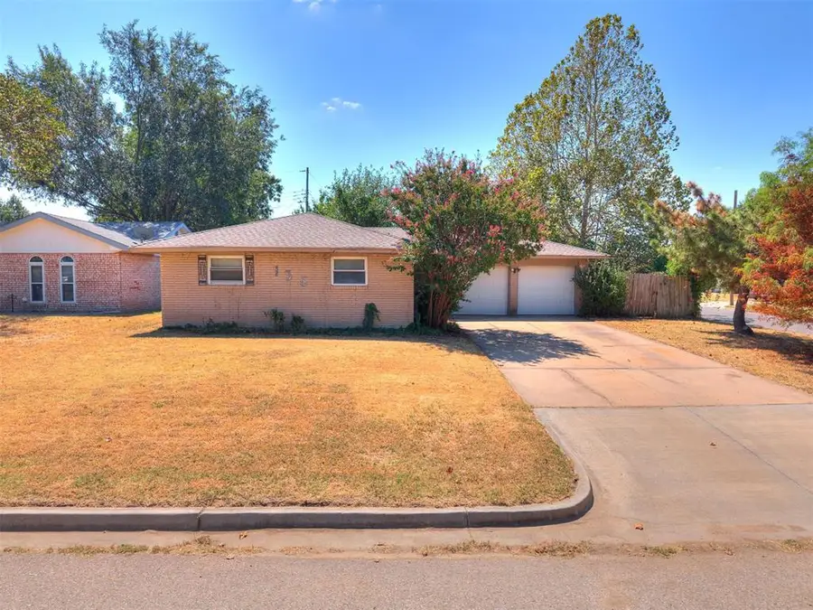 136 SW 5th Street, Moore, OK 73160 - #3