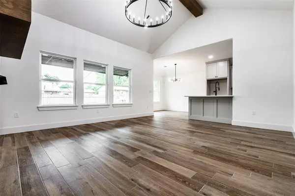 3113 E Noble Drive, Edmond, OK 73034