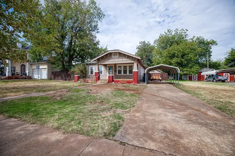 716 S 7th Street, Kingfisher, OK 73750 - #3
