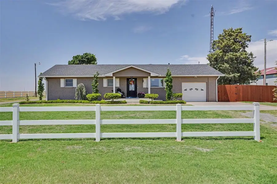 15785 N 1700 Road, Hollis, OK 73550 - #3