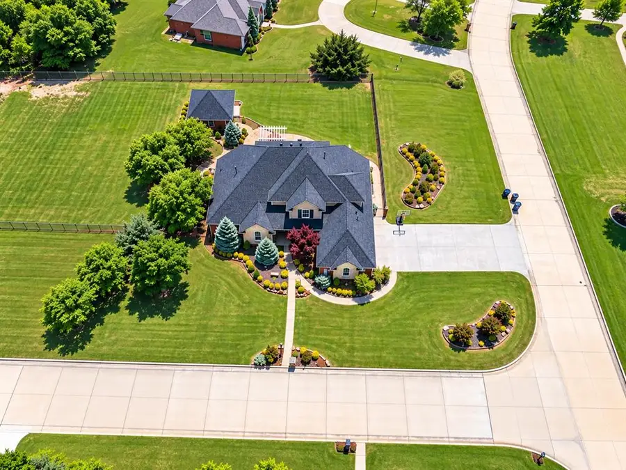 4000 Newburg Drive, Choctaw, OK 73020 - #2