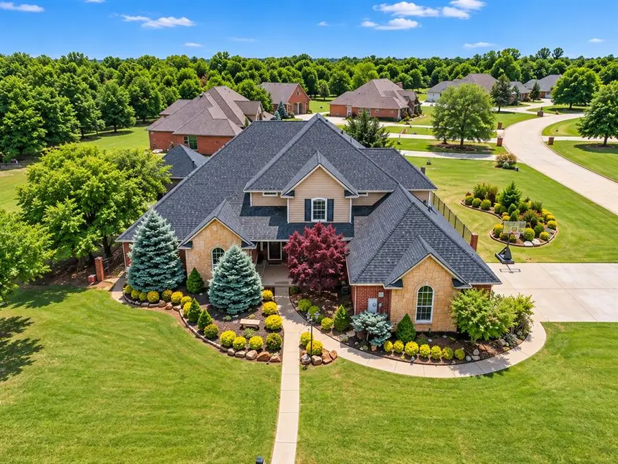 4000 Newburg Drive, Choctaw, OK 73020 - #3
